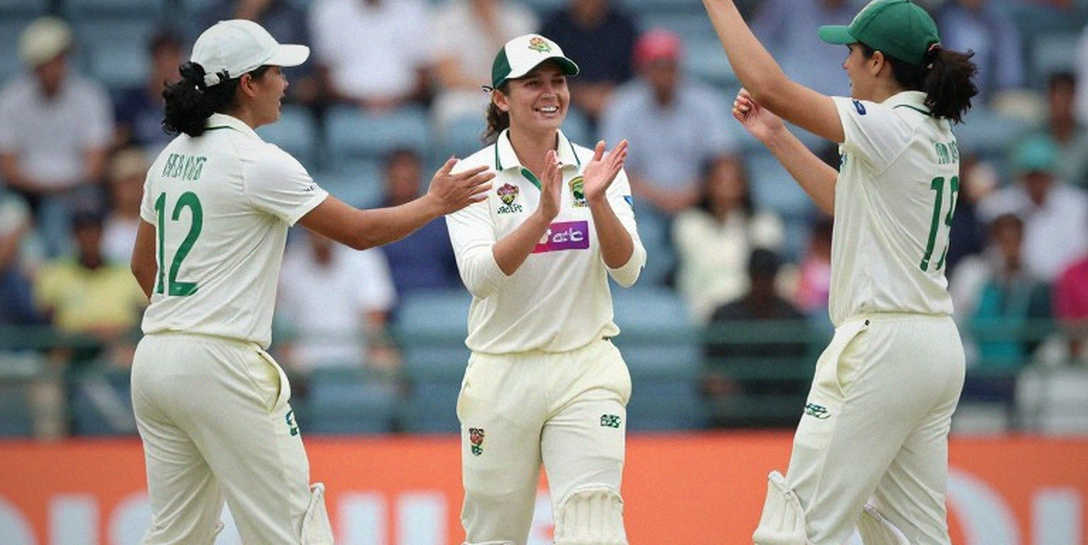 शून्य-शून्य: वह क्रिकेट स्कोरशीट जो पूरी दिखती है और कुछ नहीं कहती